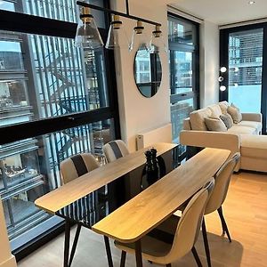 Appartement à 2 Chambres à Coucher