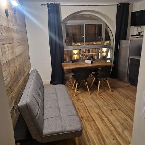 Appartement à 2 Chambres à Coucher