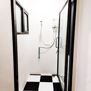Chambre Juste Pour Hommes Dortoir