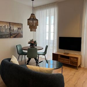 Appartement à 2 Chambres à Coucher