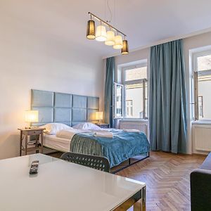 Appartement à 2 Chambres à Coucher