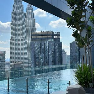 Royce Residences By Romeo Bnb