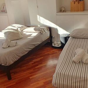 Charming Design Apartment Into Navigli District