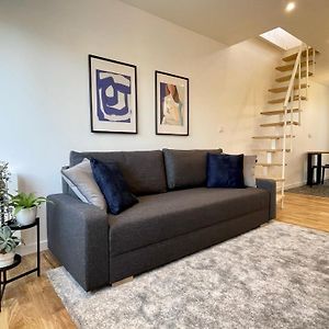 Appartement à 2 Chambres à Coucher