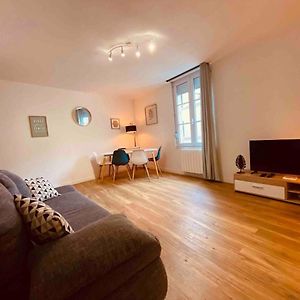 Appartement à 2 Chambres à Coucher