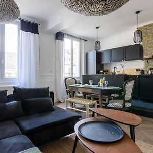 Appartement à 2 Chambres à Coucher