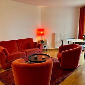 Appartement à 2 Chambres à Coucher