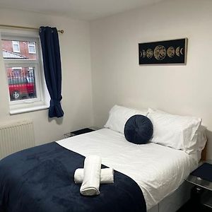 Salford Central 2-Bed - Near Uni & Mcr City Centre