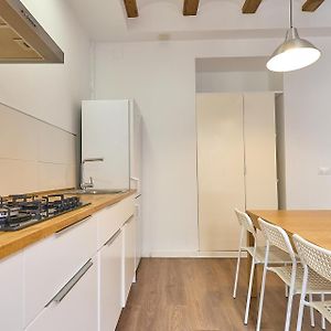 Apartamento Minimalista En Matematico Marzal