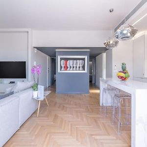 Appartement à 2 Chambres à Coucher