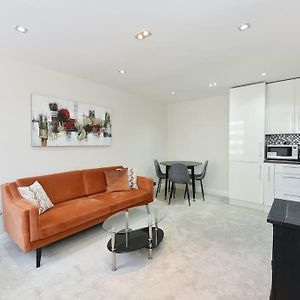 Appartement à 3 Chambres à Coucher