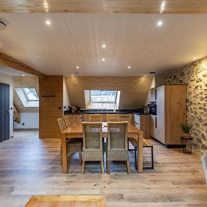 Appartement à 3 Chambres à Coucher