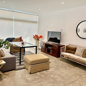 Nuevo Y Tranquilo De 1 Habitacion 15 Minutos Del Casco Historico