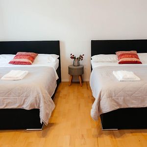 Lax Apartments