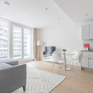 Appartement à 2 Chambres à Coucher