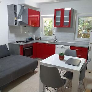Sweet Stay Apartment - Excellent Location