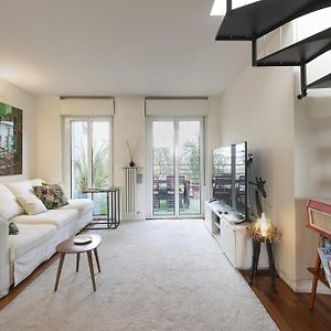 Appartement à 2 Chambres à Coucher