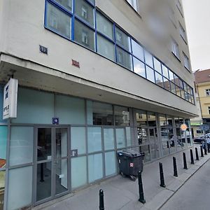 Bright Ruterra Apartment In The Heart Of Prague