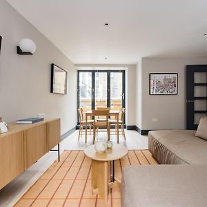 Appartement à 2 Chambres à Coucher