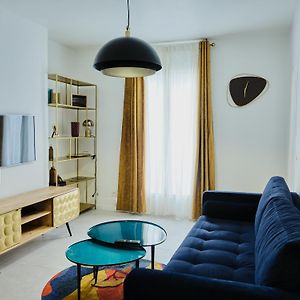 Appartement à 2 Chambres à Coucher