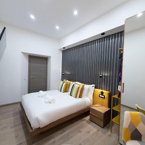 Cola Suites Apartments