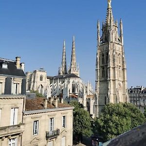 Lumineux Appartement Sous Les Toits A Pey Berland