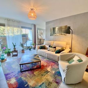 Appartement à 2 Chambres à Coucher