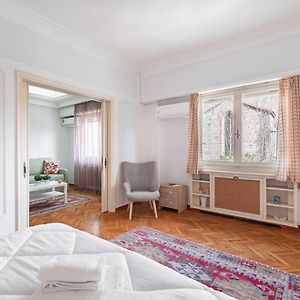 Super Central Apartment In Syntagma By Athenian Keys