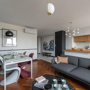 Appartement à 2 Chambres à Coucher