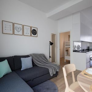 Appartement à 2 Chambres à Coucher