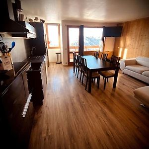 Appartement à 2 Chambres à Coucher