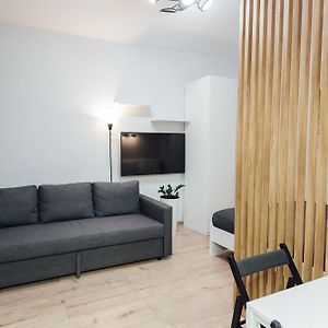 Petrovdom 2-237 Apartment In Warsaw, Rc Bliska Wola Tower