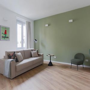 Appartement à 2 Chambres à Coucher