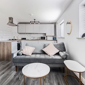 Appartement à 2 Chambres à Coucher