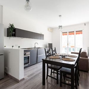 Appartement à 3 Chambres à Coucher
