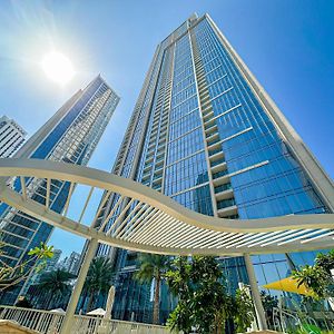 Higuests - Contemporary Comfort 1Br Apt In Forte Tower 1