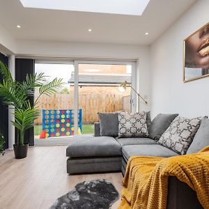 Dazzling & Modern 4Bd - Coop Live - Etihad - Parking