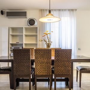 Maximo Luxe -Villa & Apartment