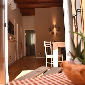 Kanat Apartment