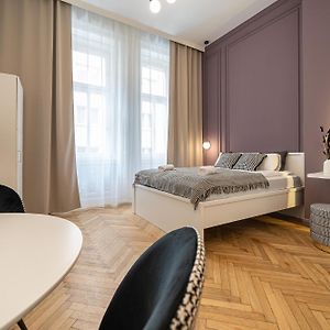A27- Boutique Apartments, Best Location By Bqa