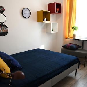 Buda Central Mini Studios