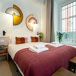 Galera Rooms
