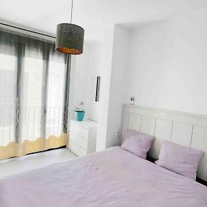 Stylish 2 Bedroom Apartment Next To Lamerced Plaza