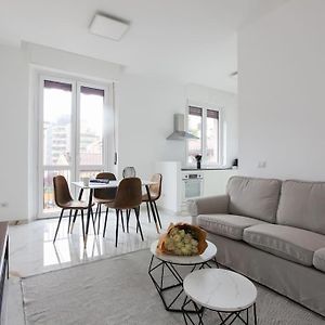 Hacca Collection - Bocconi, Porta Romana 2Br