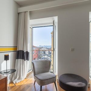 Appartement à 3 Chambres à Coucher