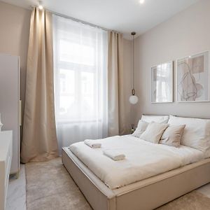 W35- Boutique Apartments, Best Location By Bqa