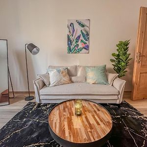 Appartement à 3 Chambres à Coucher