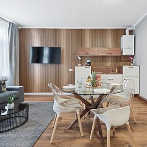 Appartement à 3 Chambres à Coucher