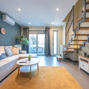 Artistic 2Br Maisonette: An Architectural Delight