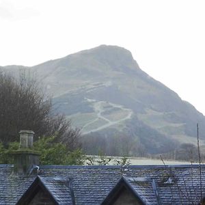 Edinburgh Stunning View Apartment 2 Bedrooms